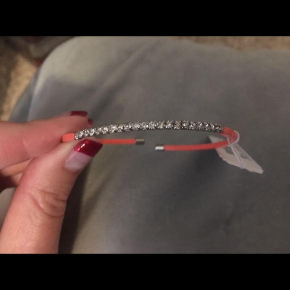 Charming Charlie colored bangle bracelets lot - Picture 6 of 8